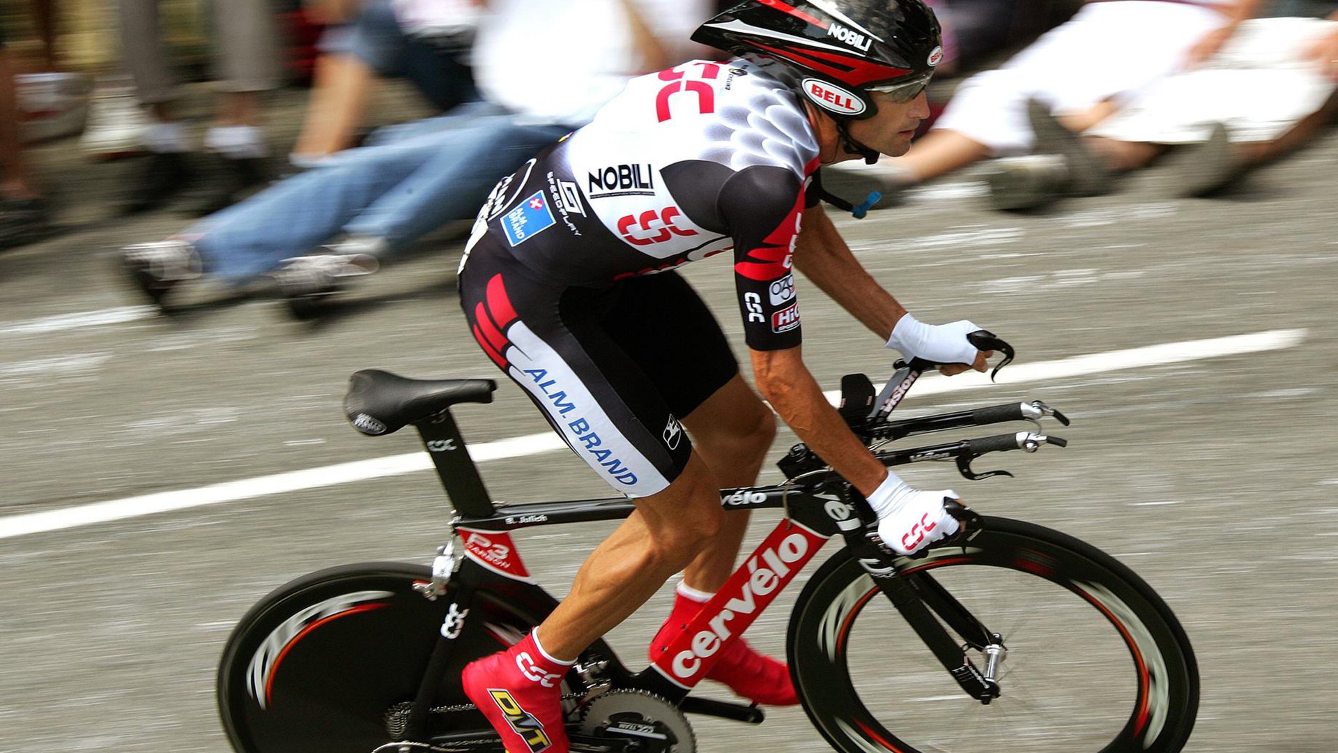 中国香港队在国际乒联混合团体世界杯中如何逆袭强敌，乒乓香港队